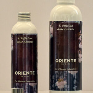 Essenza ORIENTE DEG per bucato, flaconi da 250 ml e 500 ml con profumo caldo al fior di loto