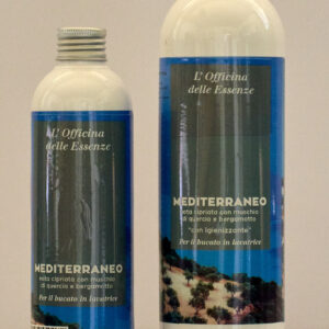 Profumo Mediterraneo Deg Detergenti, collezione L’Officina delle Essenze – note cipriate con muschio di quercia e bergamotto